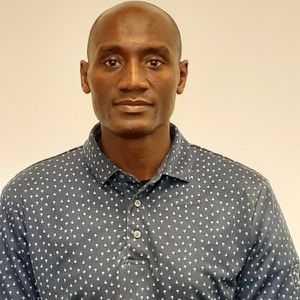 Meet your Posher, Mouhamadou